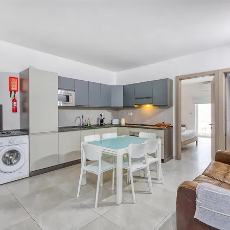 Spacious Paceville Getaway Near & Schools By 360 Estates San Giuliano