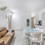 Spacious Paceville Getaway Near & Schools By 360 Estates *