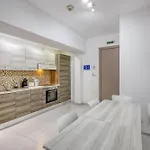 Spacious Paceville Getaway Near & Schools By 360 Estates * Сент Джулианс