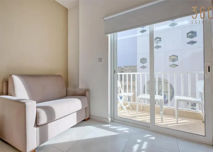 Spacious Paceville Getaway Near Beach&schools By 360 Estates Apartamento *