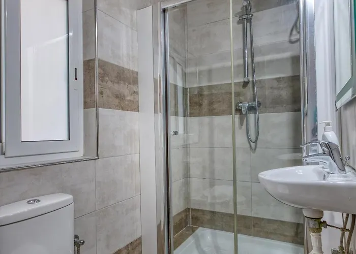 Spacious Paceville Getaway Near & Schools By 360 Estates *