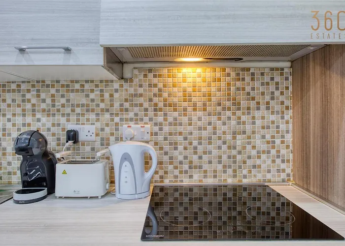 Spacious Paceville Getaway Near Beach&schools By 360 Estates Apartamento