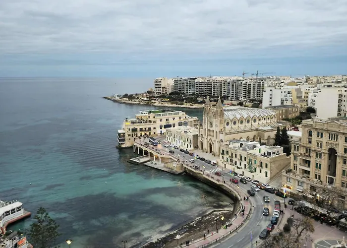 Spacious Paceville Getaway Near & Schools By 360 Estates *