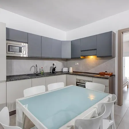 Spacious Paceville Getaway Near Beach&schools By 360 Estates San Julián